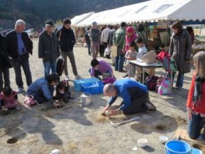 Přečtete si více ze článku Čeští keramici na keramickém festivalu v japonské Sasamě