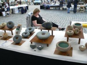 Přečtete si více ze článku S českou keramikou do ciziny