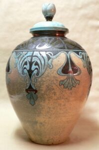 Mistrovská RAKU keramika v brněnském ARTissimu