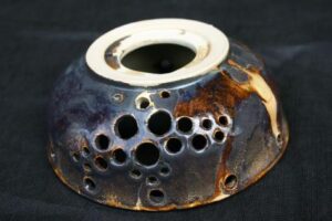 Přečtete si více ze článku Ga – aventurinové bezolovnaté glazury na keramiku